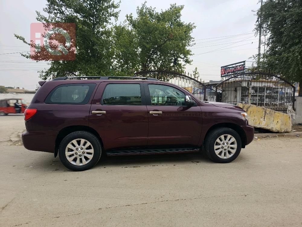 تويوتا سيكويا